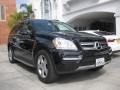 Black - GL 450 4Matic Photo No. 1