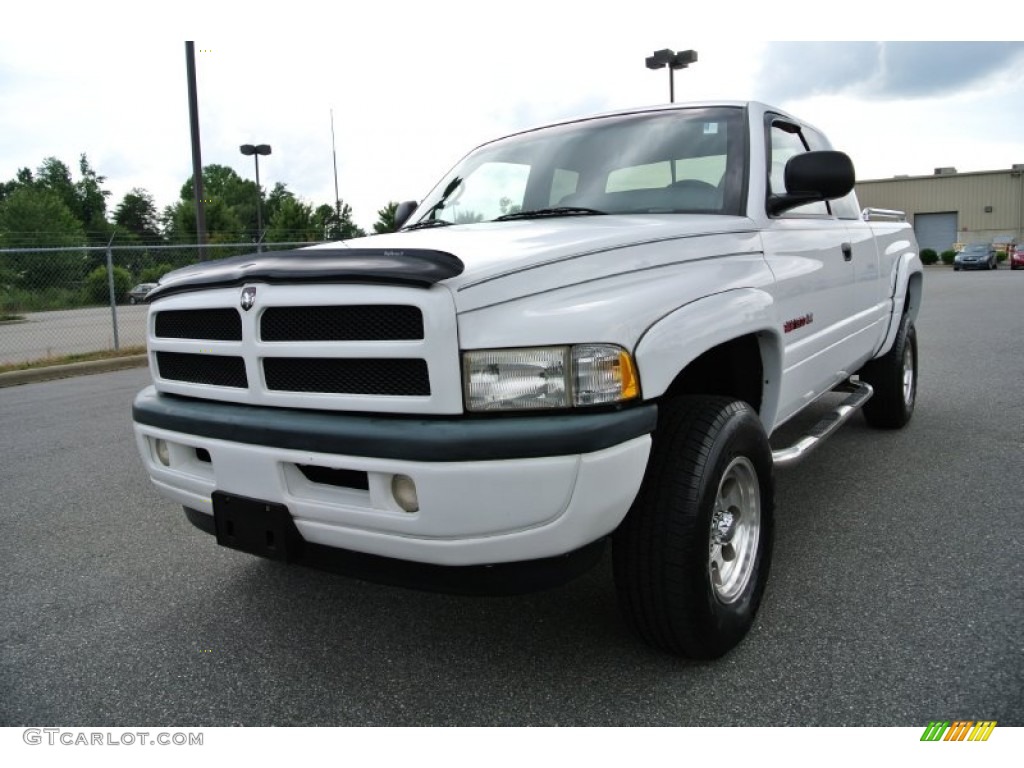 1998 Ram 1500 Laramie SLT Extended Cab 4x4 - Bright White / Black photo #1