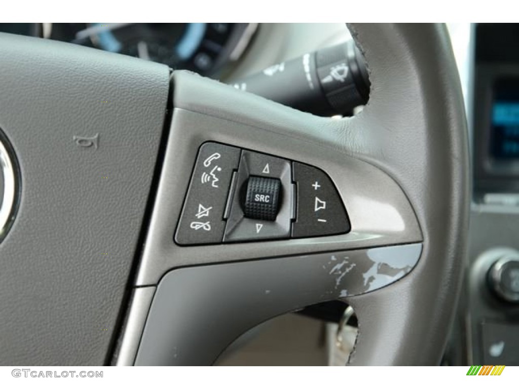 2010 Buick LaCrosse CXL Controls Photo #84352605