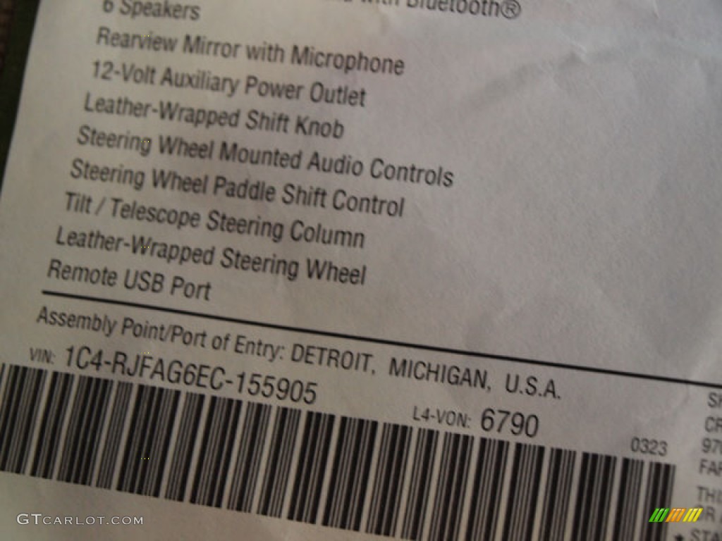 2014 Grand Cherokee Laredo 4x4 - Cashmere Pearl / New Zealand Black/Light Frost photo #9