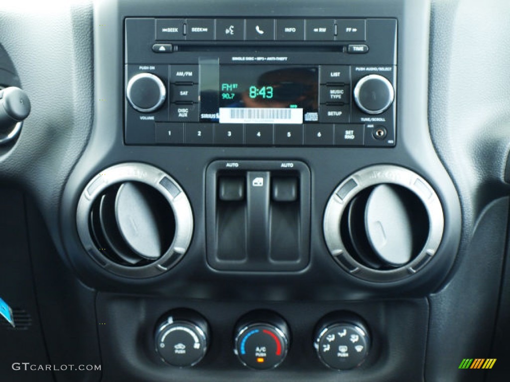 2014 Jeep Wrangler Sport S 4x4 Controls Photo #84353685