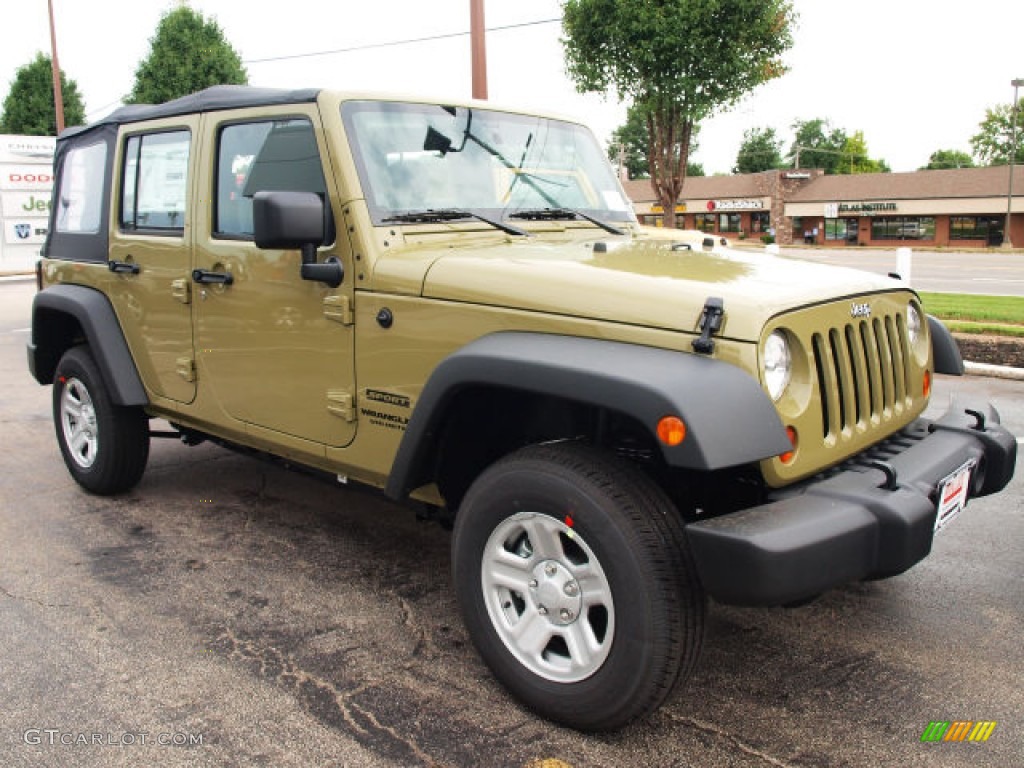 2013 Wrangler Unlimited Sport 4x4 - Commando Green / Black photo #2
