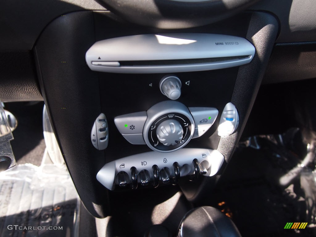 2010 Cooper S Hardtop - Pepper White / Grey/Carbon Black photo #21