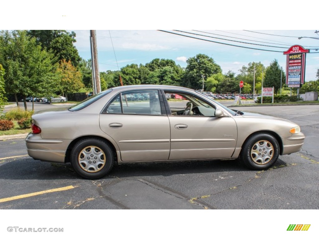 1998 Regal LS - Light Sandrift Metallic / Taupe photo #7