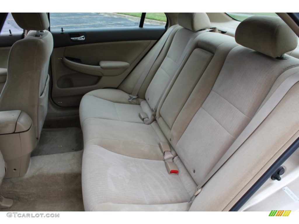 2004 Honda Accord LX Sedan Rear Seat Photo #84356880