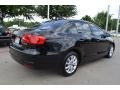 Black - Jetta SE Sedan Photo No. 5