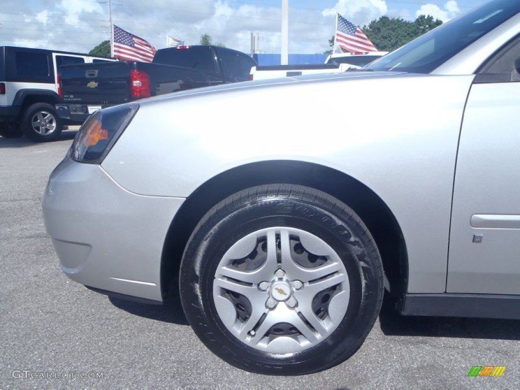 2006 Malibu LS Sedan - Silverstone Metallic / Titanium Gray photo #7
