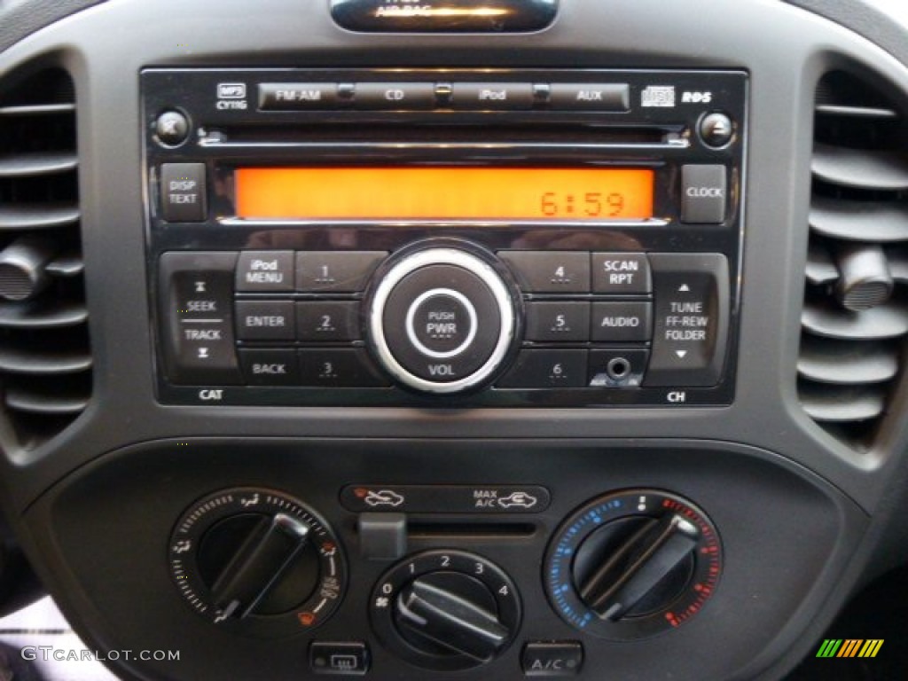 2012 Juke S AWD - Metallic Bronze / Black/Silver Trim photo #19