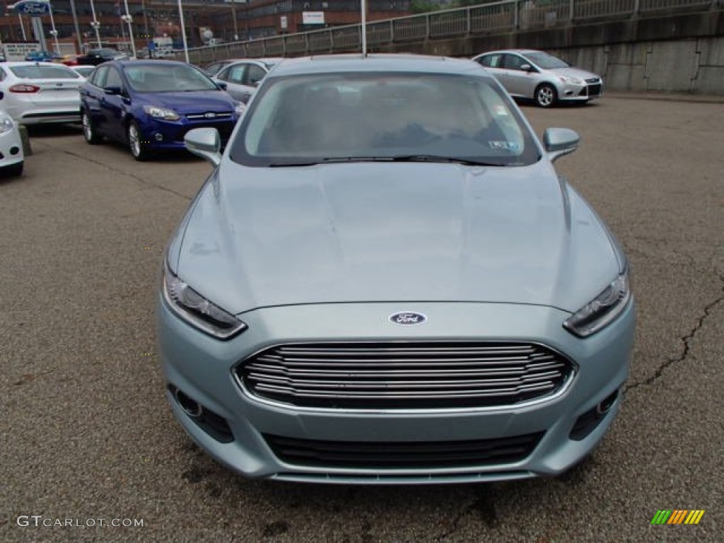 2014 Fusion Hybrid SE - Ice Storm / Charcoal Black photo #3