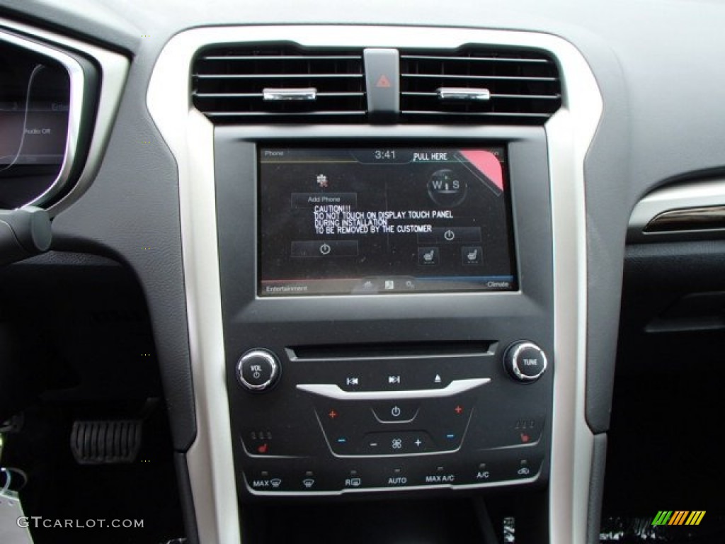 2014 Ford Fusion Hybrid SE Controls Photo #84364634