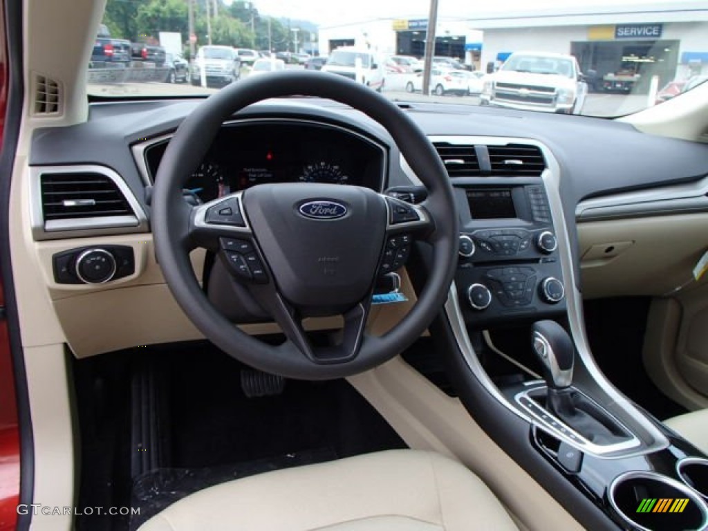 2014 Ford Fusion SE Dune Dashboard Photo #84367293
