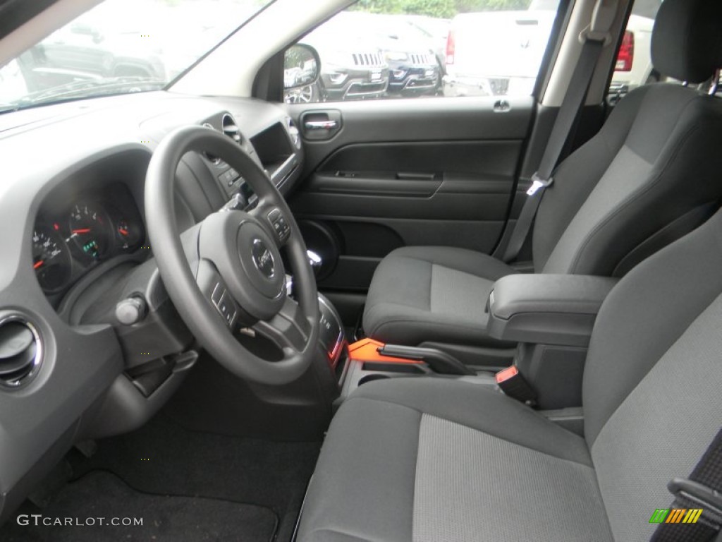 2012 Compass Sport 4x4 - Rescue Green Metallic / Dark Slate Gray photo #6