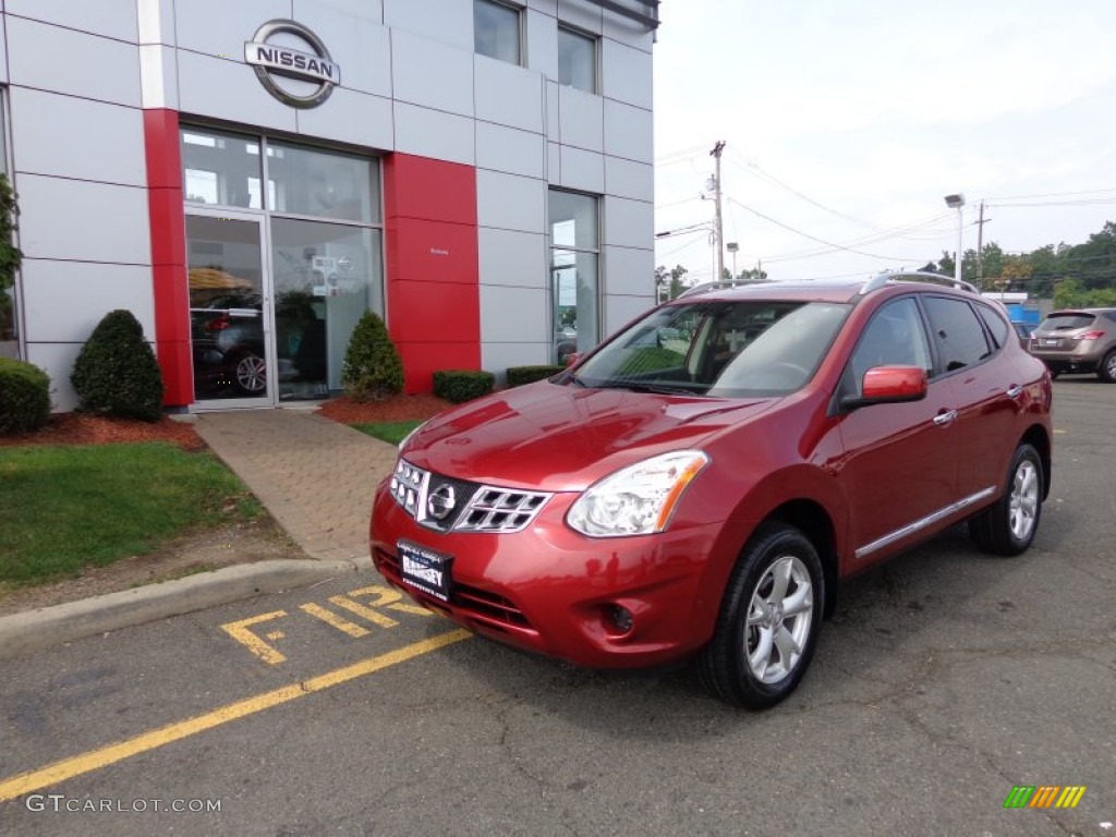 2011 Rogue SV AWD - Cayenne Red / Black photo #1