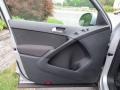 Reflex Silver Metallic - Tiguan SE 4Motion Photo No. 14
