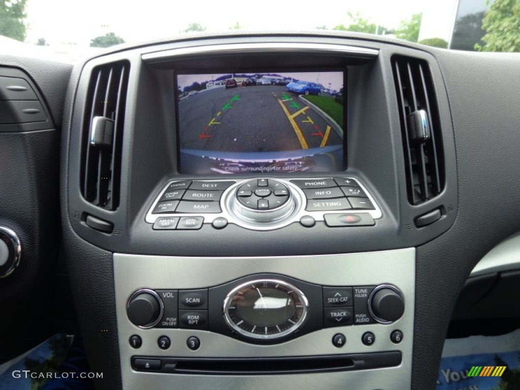 2010 Infiniti G 37 S Sport Convertible Controls Photos