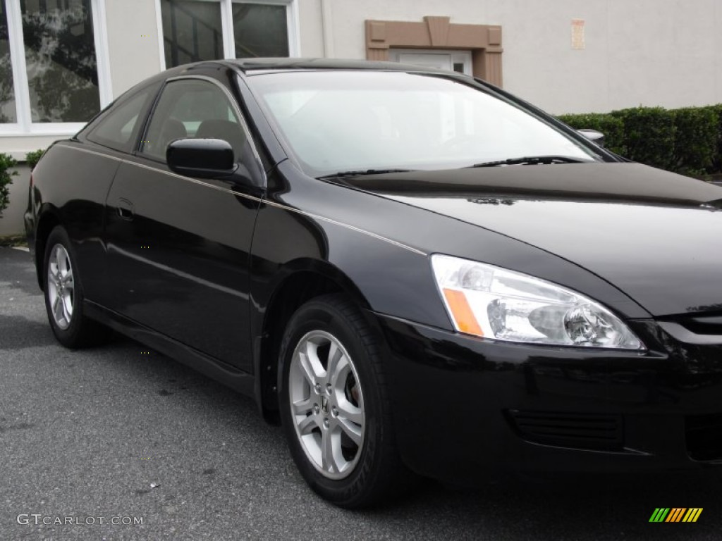 2006 Accord EX Coupe - Nighthawk Black Pearl / Gray photo #15