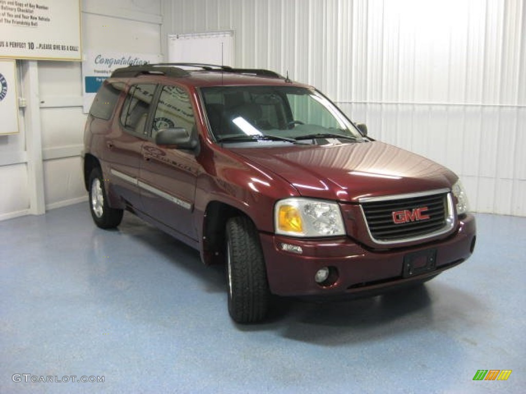 2004 Envoy XL SLT 4x4 - Monterey Maroon Metallic / Medium Pewter photo #1