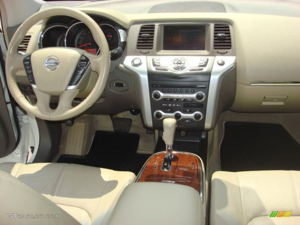 2010 Murano LE AWD - Glacier White Pearl / Beige photo #17