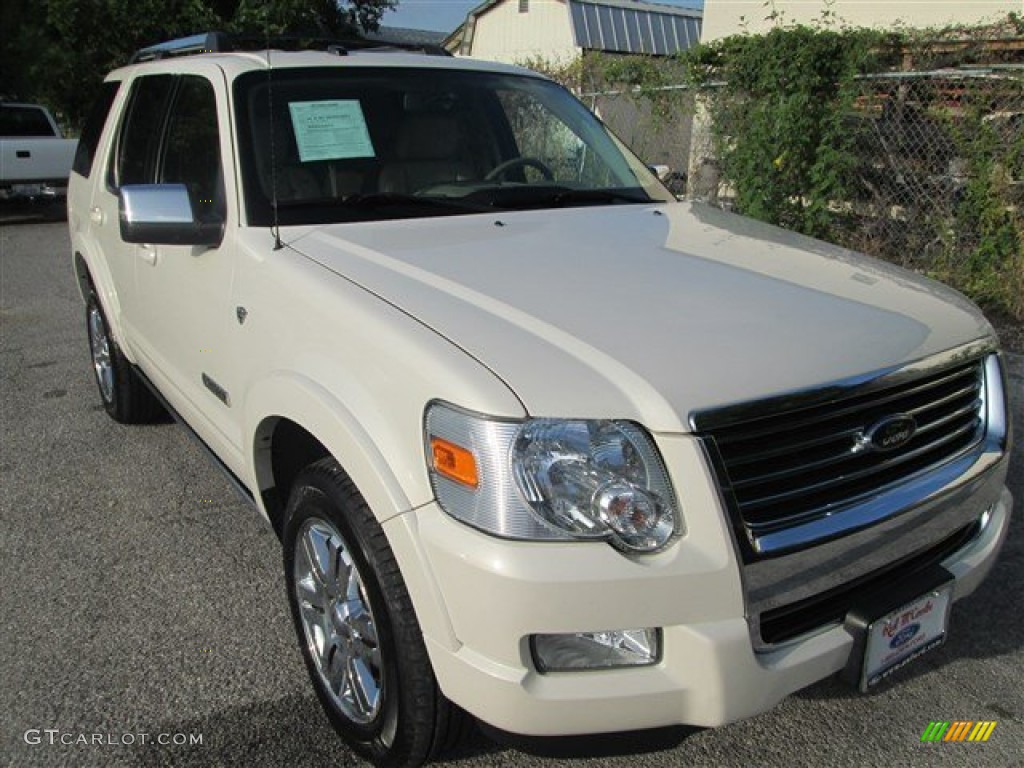 White Sand Tri coat Ford Explorer