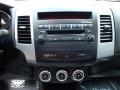 Labrador Black Pearl - Outlander GT 4WD Photo No. 16
