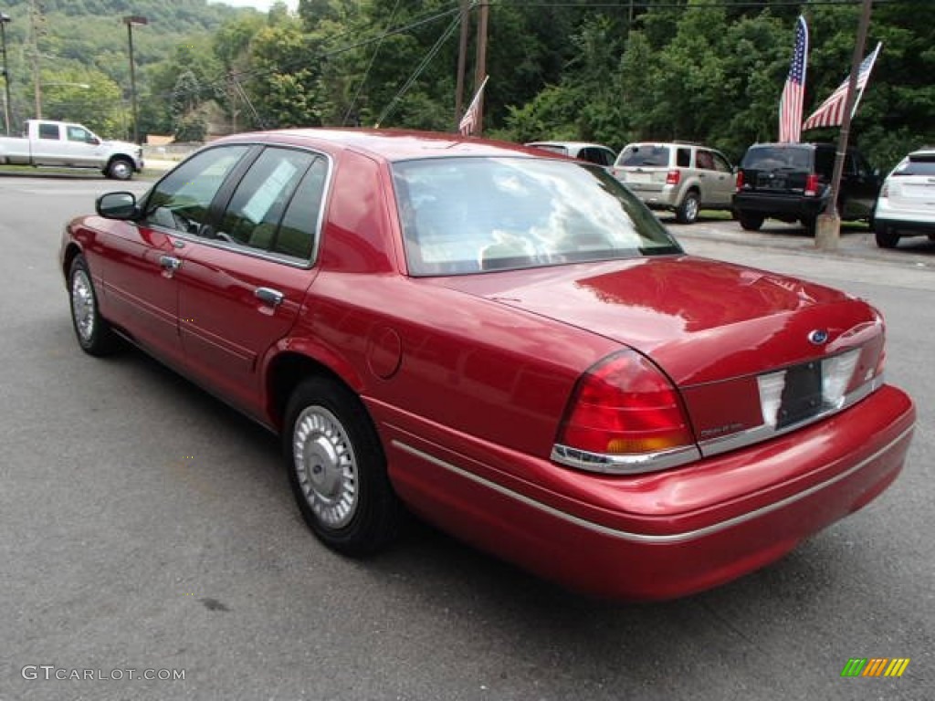 2001 Crown Victoria LX - Toreador Red Metallic / Medium Parchment photo #6
