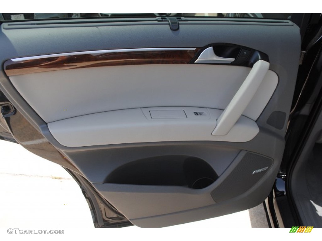 2014 Audi Q7 3.0 TFSI quattro Limestone Gray Door Panel Photo #84386307