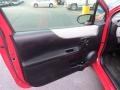 Absolutely Red - Yaris L 3 Door Photo No. 10
