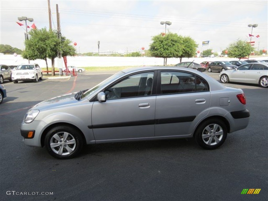 2009 Rio LX Sedan - Clear Silver / Gray photo #4