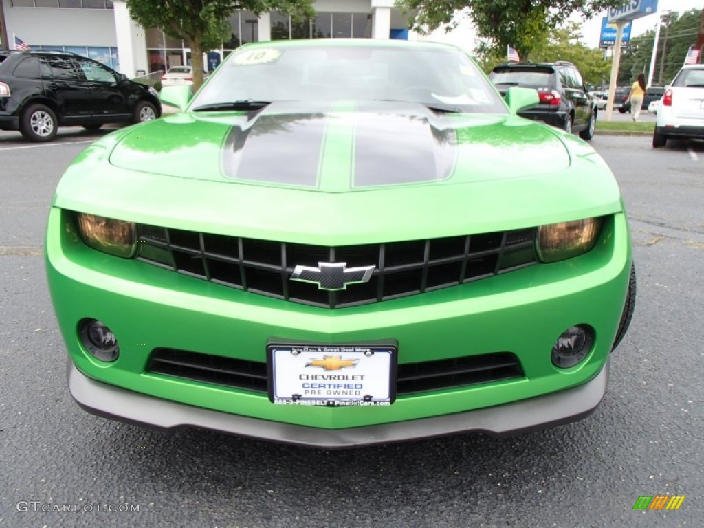 2010 Camaro LT Coupe Synergy Special Edition - Synergy Green Metallic / Black/Green photo #2