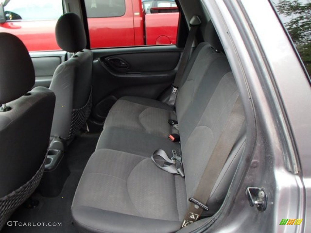 2004 Mazda Tribute DX Rear Seat Photo #84389283