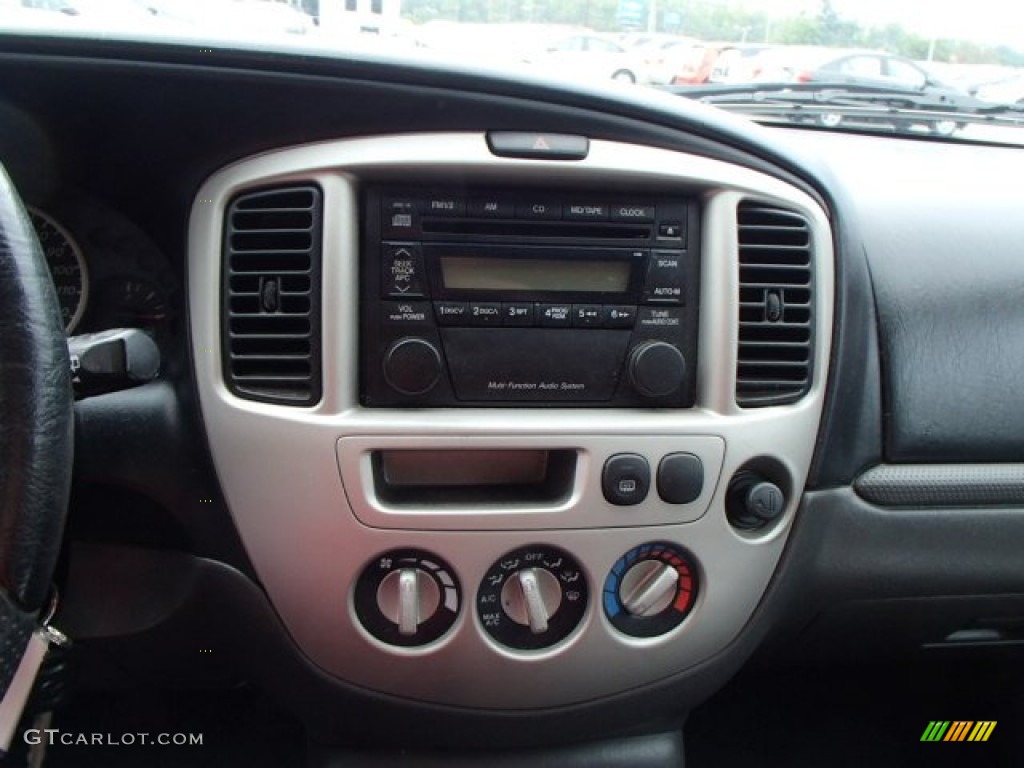 2004 Mazda Tribute DX Controls Photo #84389331