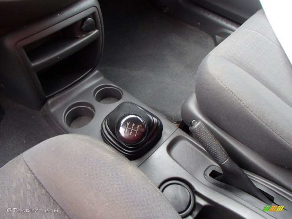 2004 Mazda Tribute DX 5 Speed Manual Transmission Photo #84389352