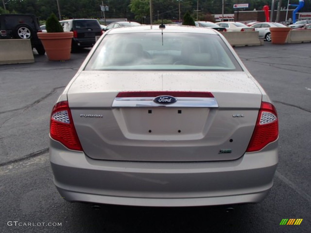 2010 Fusion SEL V6 - Smokestone Metallic / Camel photo #6