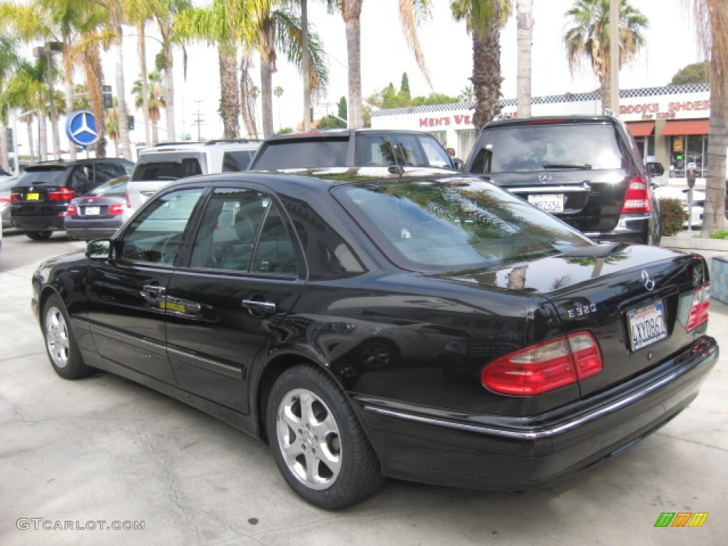 2002 E 320 Sedan - Black / Charcoal photo #4