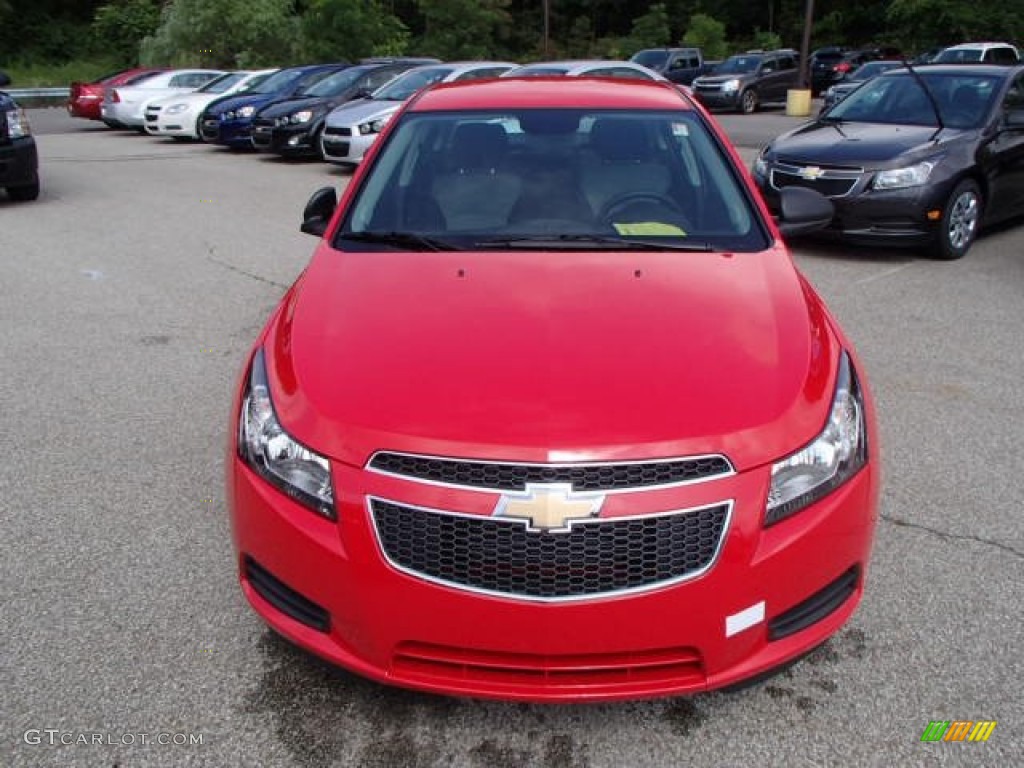 2014 Cruze LS - Red Hot / Jet Black/Medium Titanium photo #3
