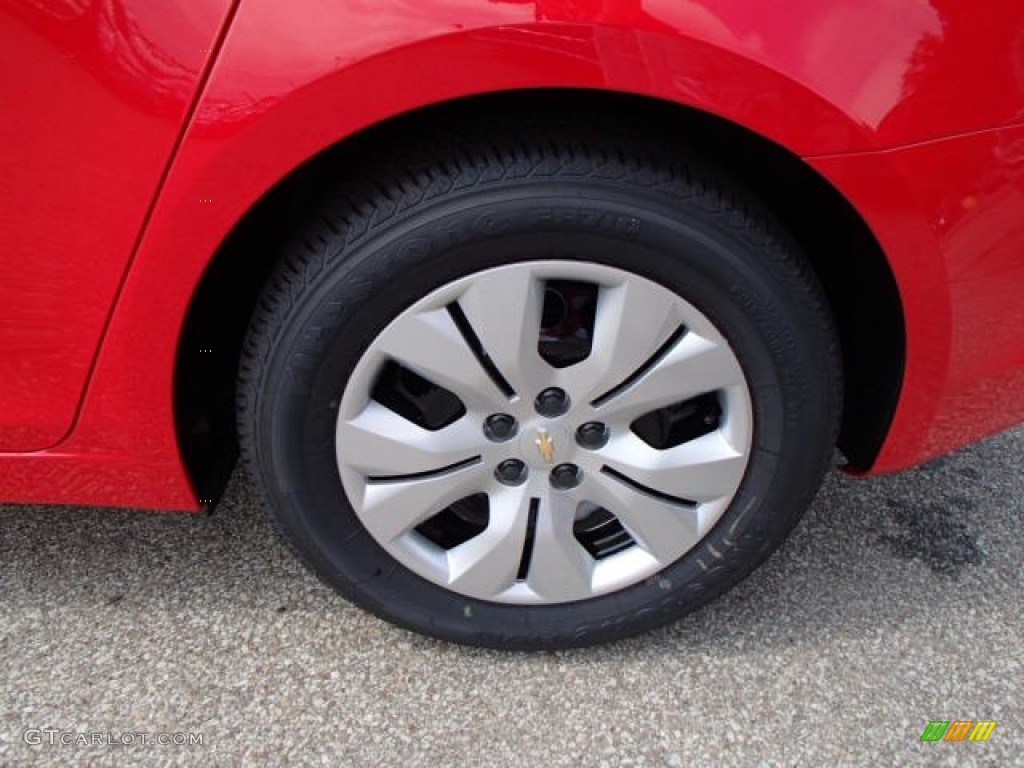 2014 Cruze LS - Red Hot / Jet Black/Medium Titanium photo #9