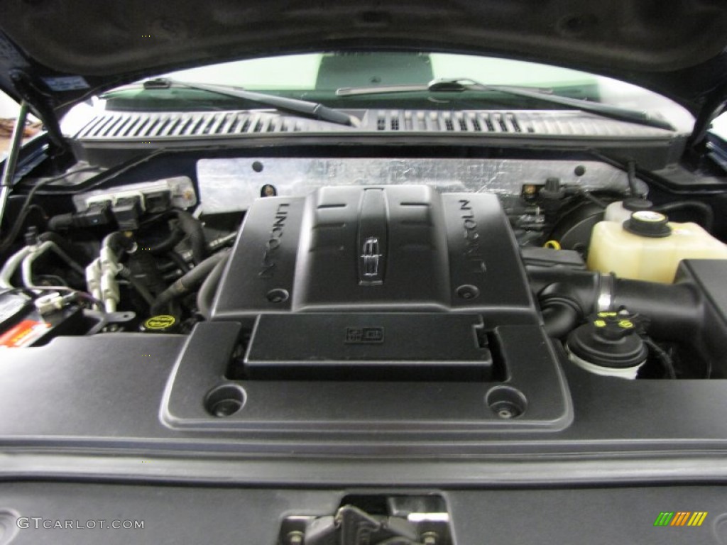 2007 Lincoln Navigator Ultimate 4x4 5.4 Liter SOHC 24-Valve VVT V8 Engine Photo #84395418