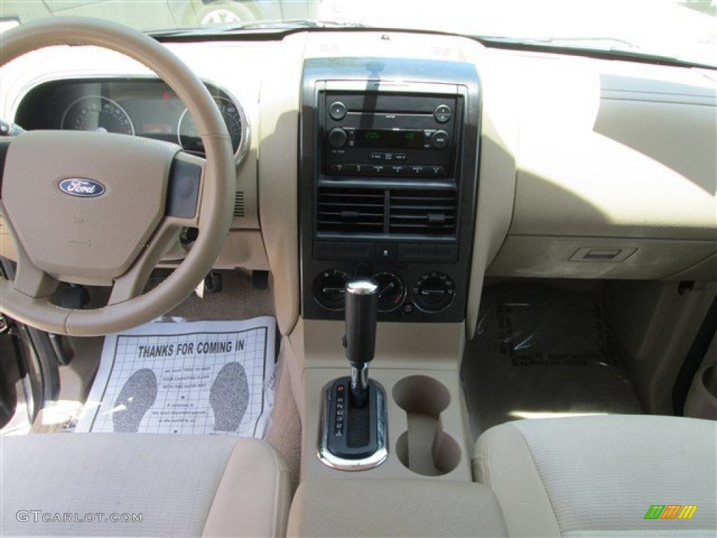 2007 Explorer XLT - Dark Stone Metallic / Camel photo #10