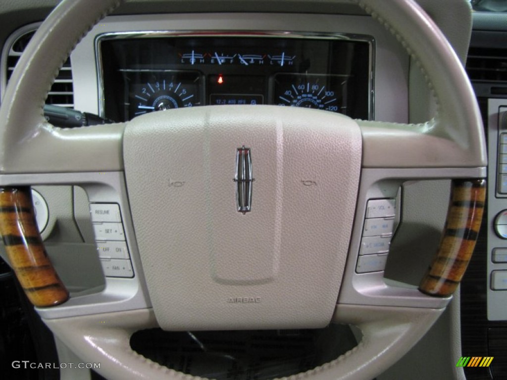 2007 Lincoln Navigator Ultimate 4x4 Camel/Sand Steering Wheel Photo #84395707