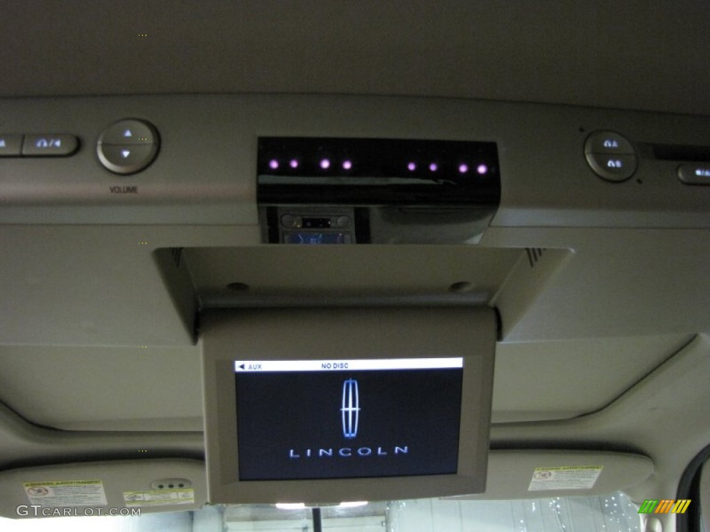 2007 Lincoln Navigator Ultimate 4x4 Entertainment System Photos