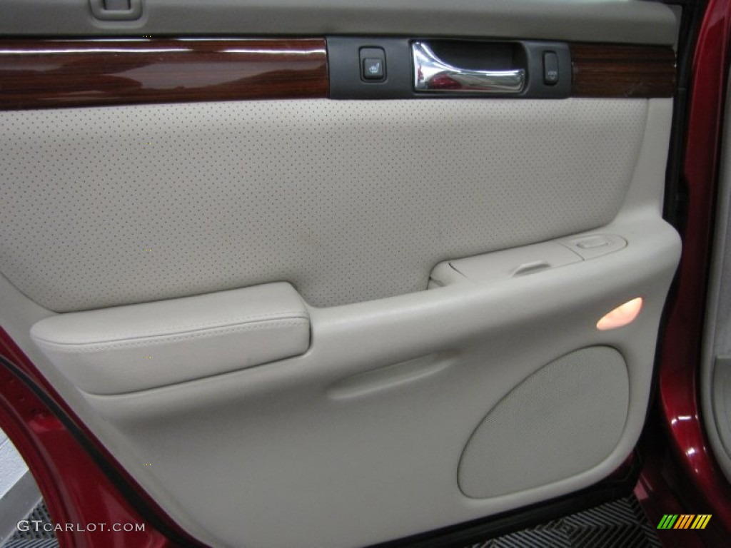 2001 Seville STS - Crimson Red / Oatmeal photo #12