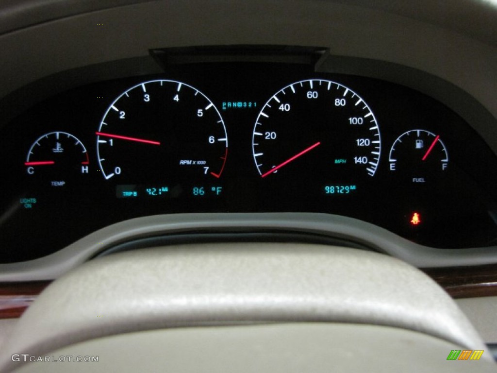 2001 Seville STS - Crimson Red / Oatmeal photo #20