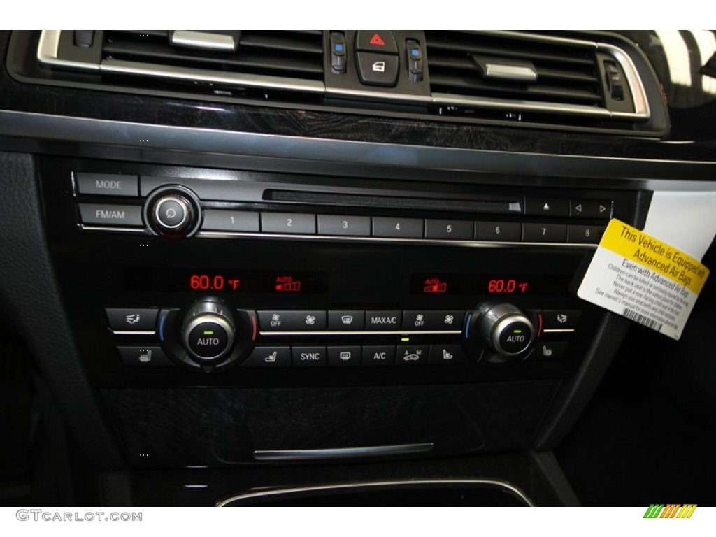 2014 BMW 7 Series 740Li Sedan Controls Photo #84402960