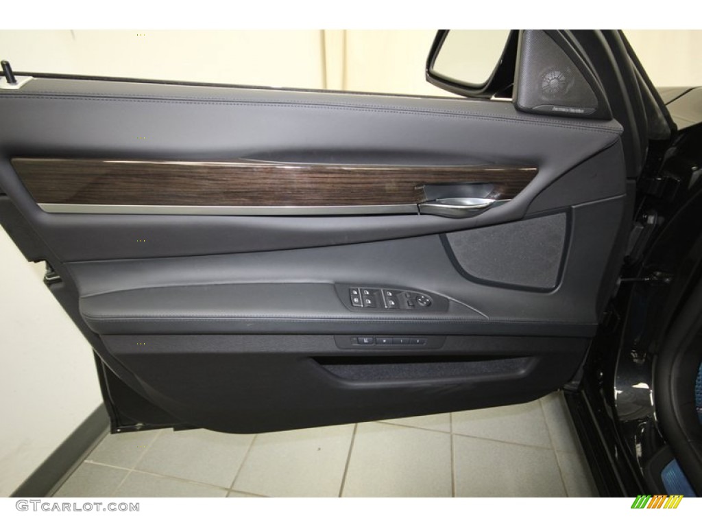 2014 BMW 7 Series 750Li Sedan Door Panel Photos