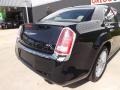Gloss Black - 300 C AWD Photo No. 14