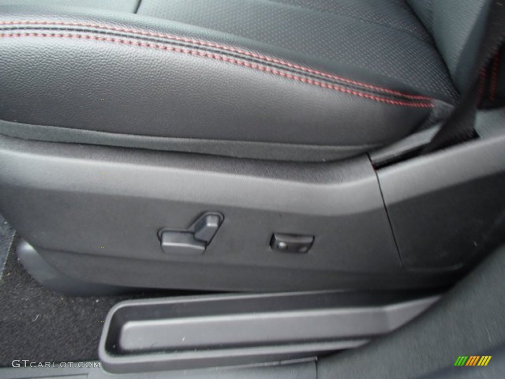 2014 Dodge Grand Caravan R/T Controls Photo #84404889