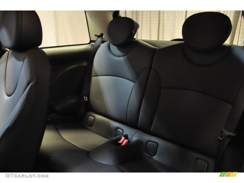 2013 Cooper Hardtop - Chili Red / Carbon Black photo #26