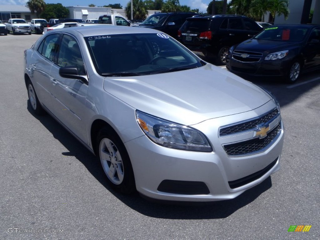 Silver Ice Metallic Chevrolet Malibu