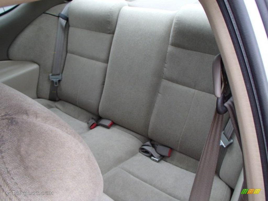 1999 Oldsmobile Alero GL Coupe Rear Seat Photo #84410108