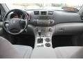 Classic Silver Metallic - Highlander V6 4WD Photo No. 11